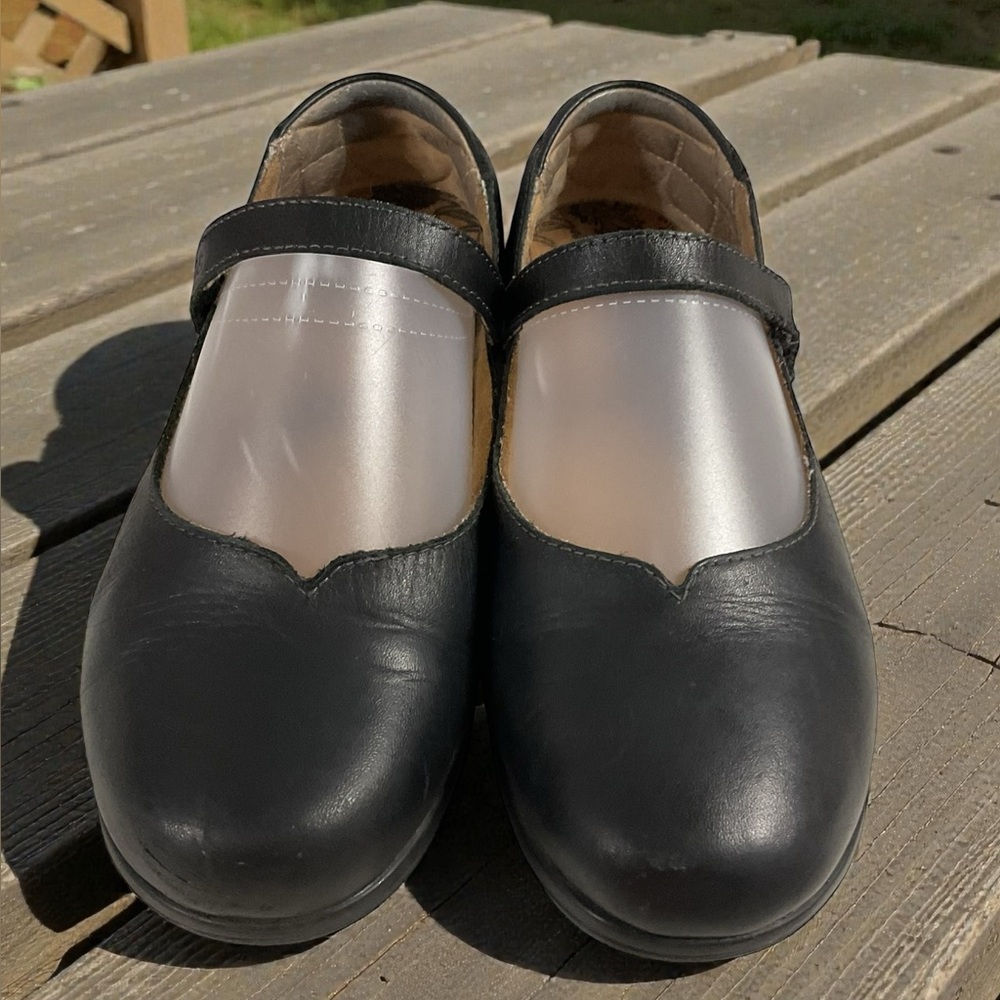 Taos Chorus Black Leather Mary Jane Shoes Size 8.5 w/ Removable Footbed